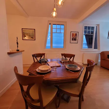 Le Repere Du Large *